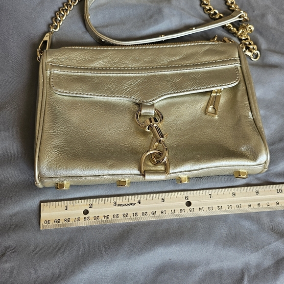 REBECCA MINKOFF purse ✨️👜 golden crossbody purse. - Picture 3 of 7